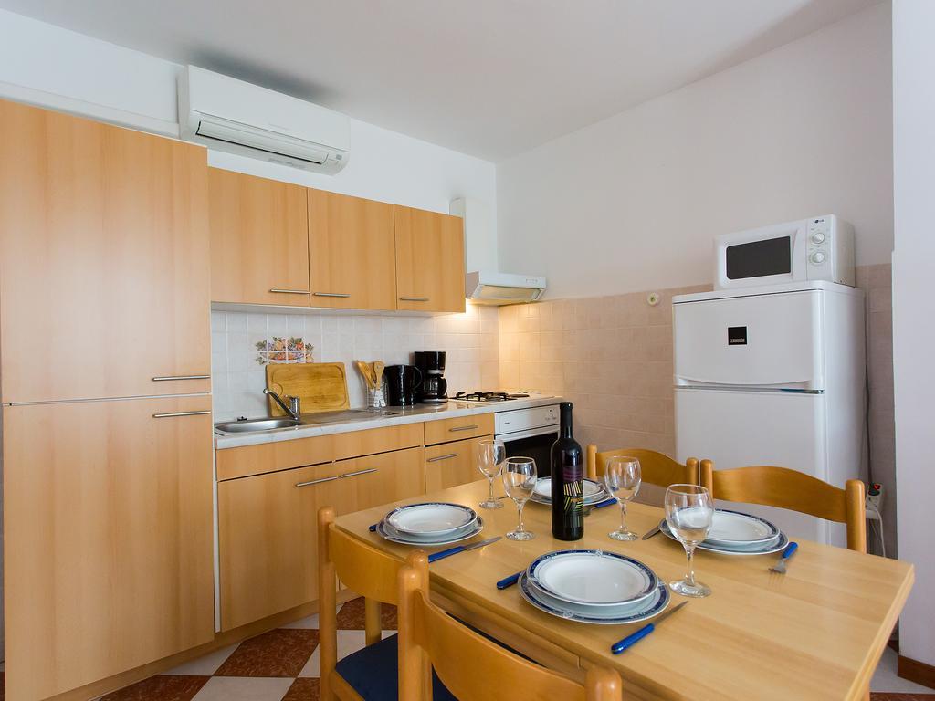 פורץ Apartments Ava מראה חיצוני תמונה