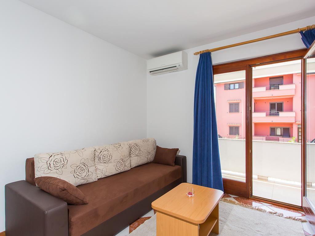 פורץ Apartments Ava מראה חיצוני תמונה