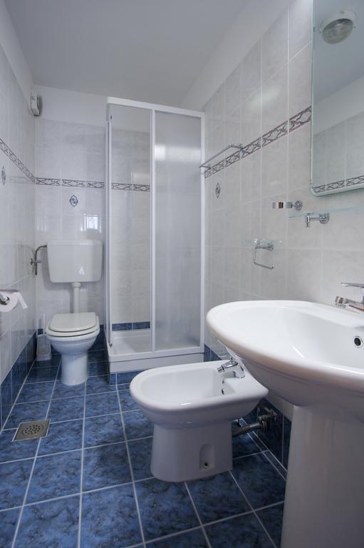 פורץ Apartments Ava מראה חיצוני תמונה