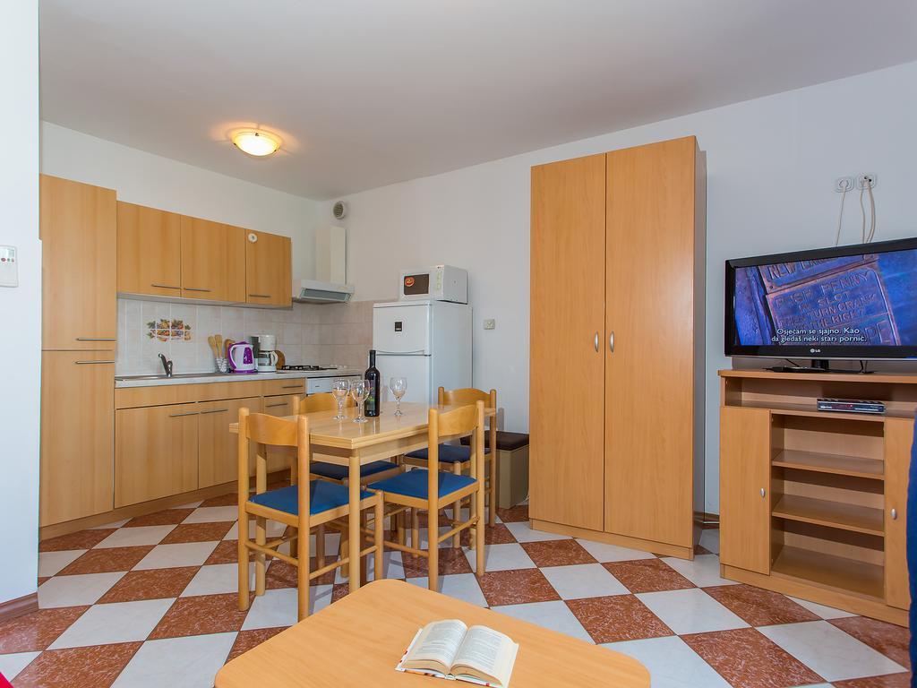 פורץ Apartments Ava מראה חיצוני תמונה