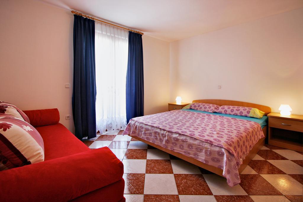 פורץ Apartments Ava מראה חיצוני תמונה