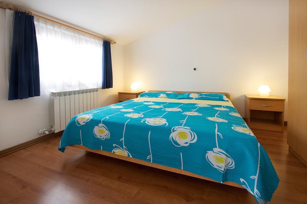 פורץ Apartments Ava מראה חיצוני תמונה