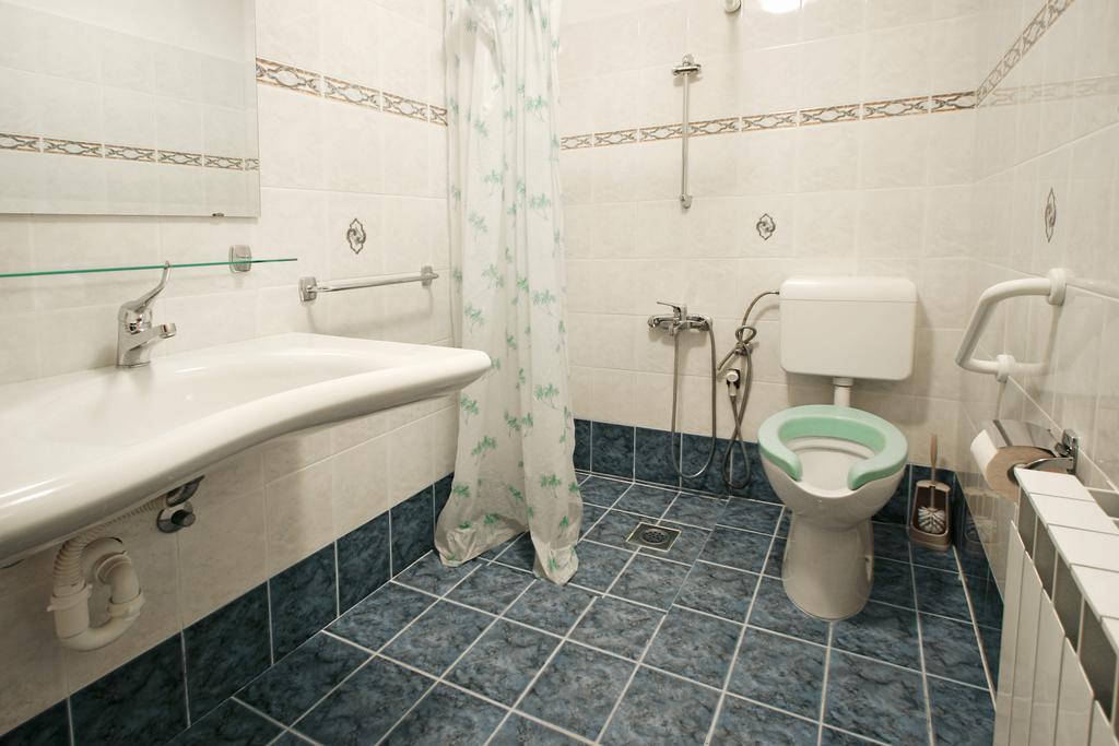 פורץ Apartments Ava מראה חיצוני תמונה