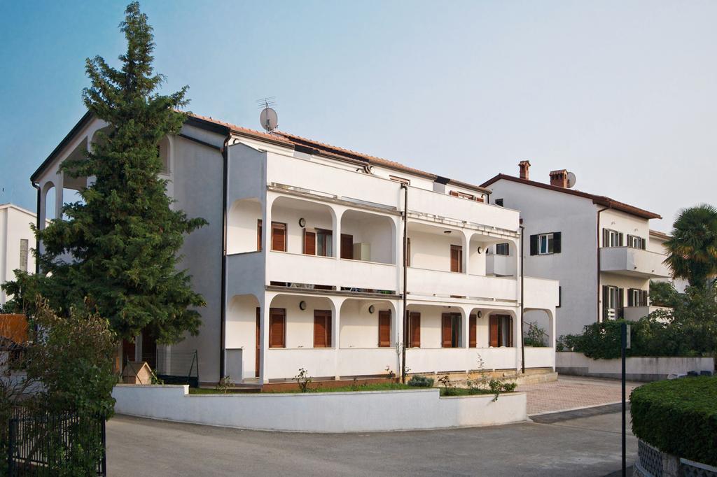 פורץ Apartments Ava מראה חיצוני תמונה